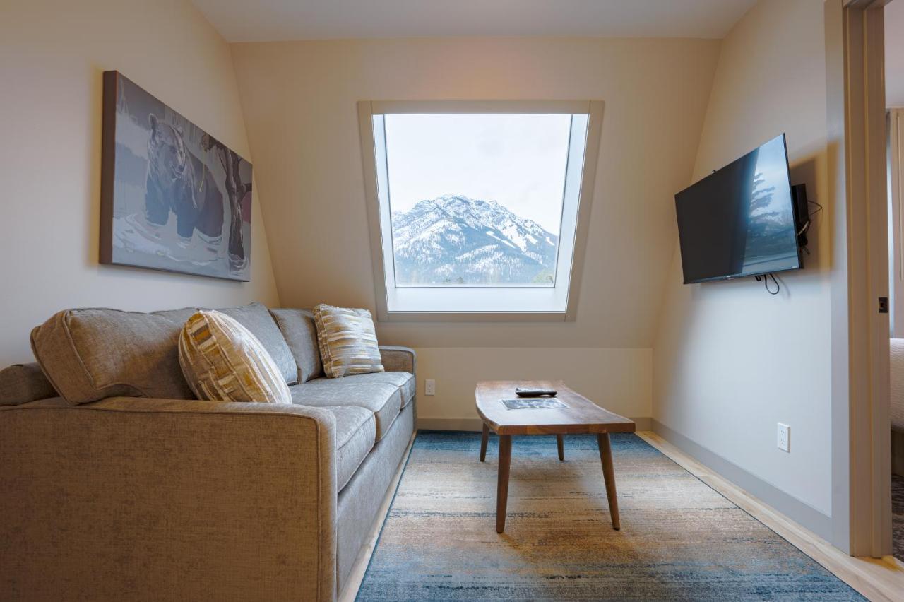 Basecamp Suites Banff Eksteriør bilde
