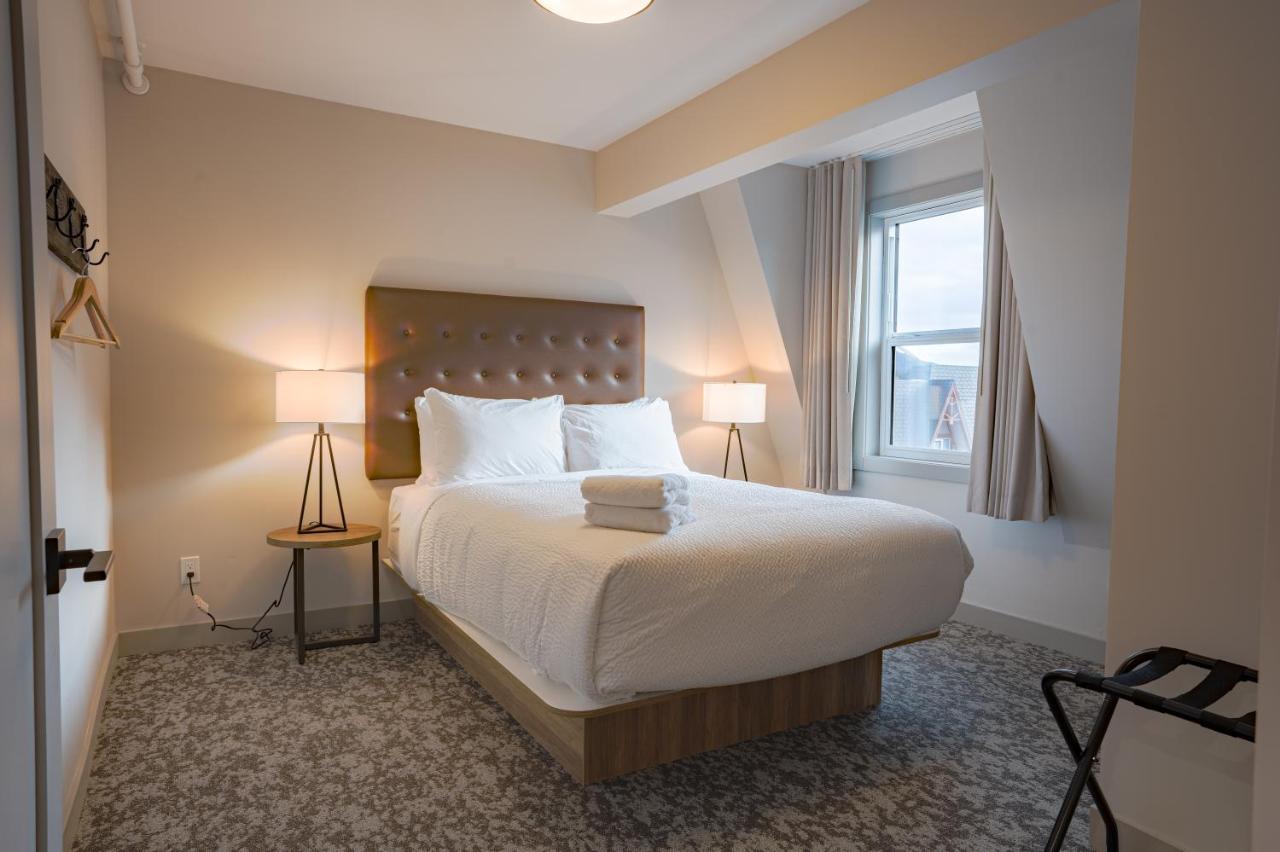 Basecamp Suites Banff Eksteriør bilde
