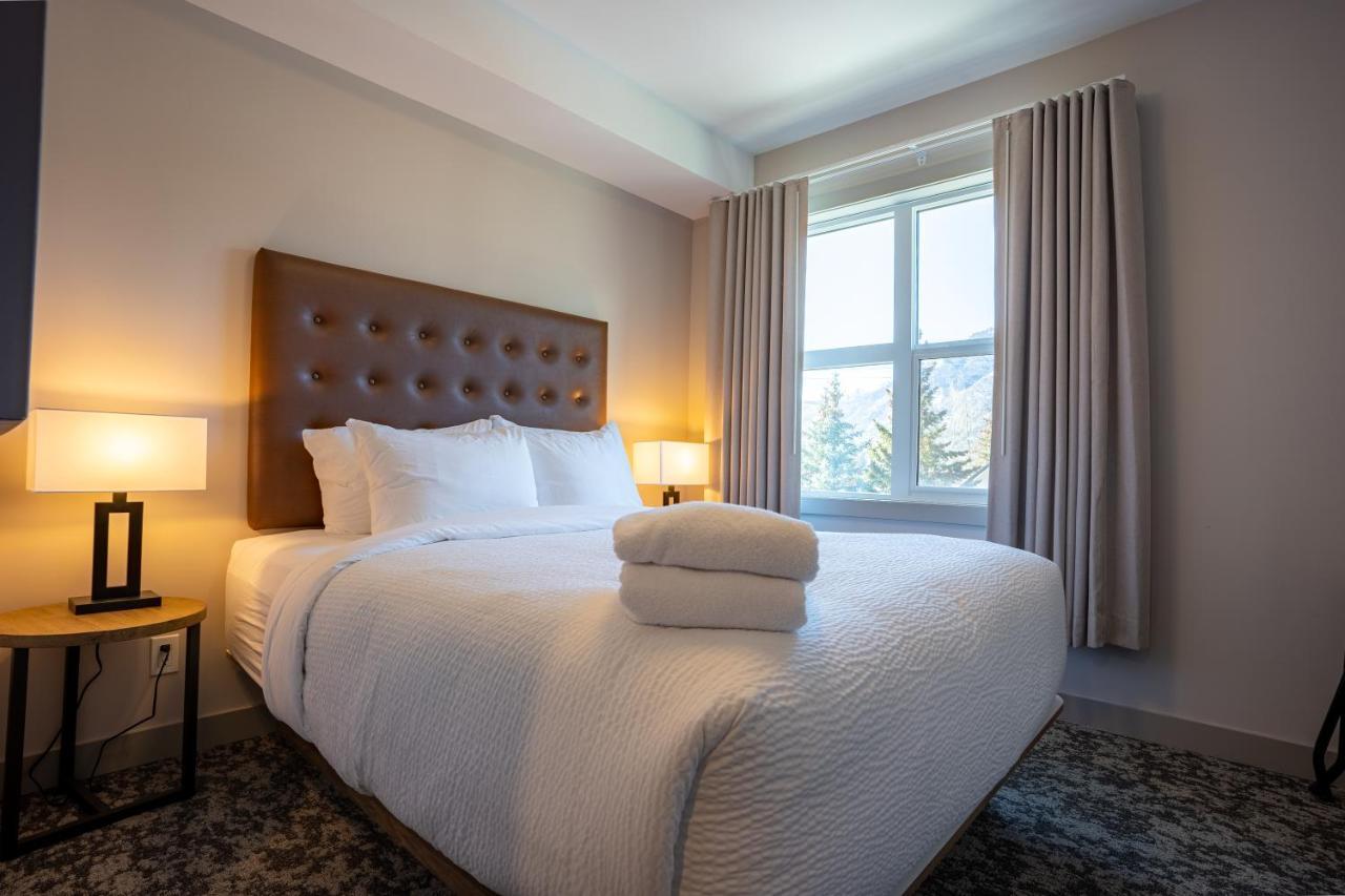 Basecamp Suites Banff Eksteriør bilde